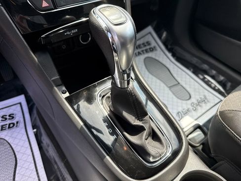 Used 2019 Buick Encore Preferred AWD/4WD image 24