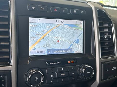 Used 2021 Ford F250 Lariat w/ Lariat Ultimate Package AWD/4WD image 13