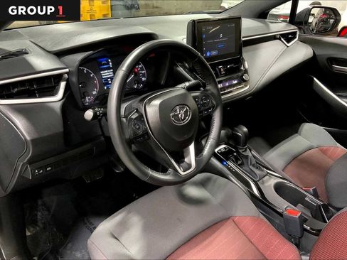 Certified 2025 Toyota Corolla SE image 17