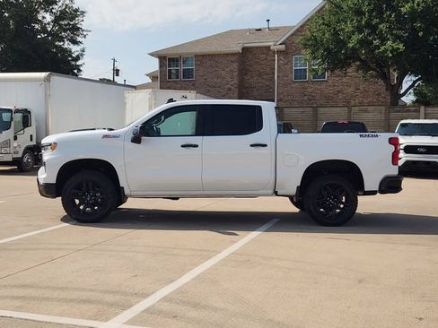 Used 2023 Chevrolet Silverado 1500 LT Trail Boss w/ Convenience Package II AWD/4WD image 12