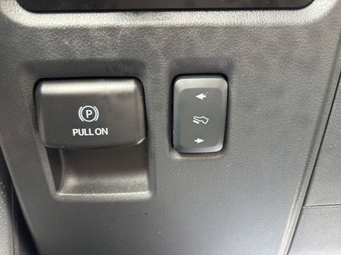 Used 2024 Ford F150 Platinum w/ Equipment Group 702A High AWD/4WD image 21