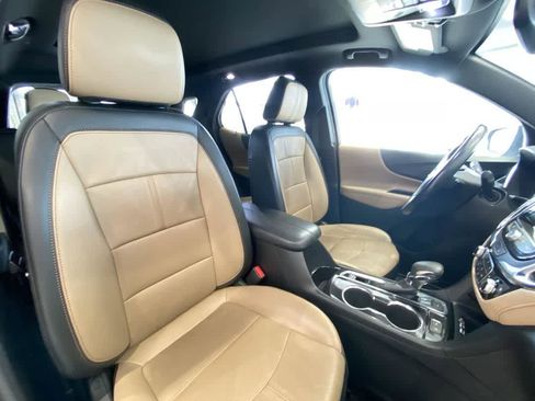 Used 2022 Chevrolet Equinox Premier image 28