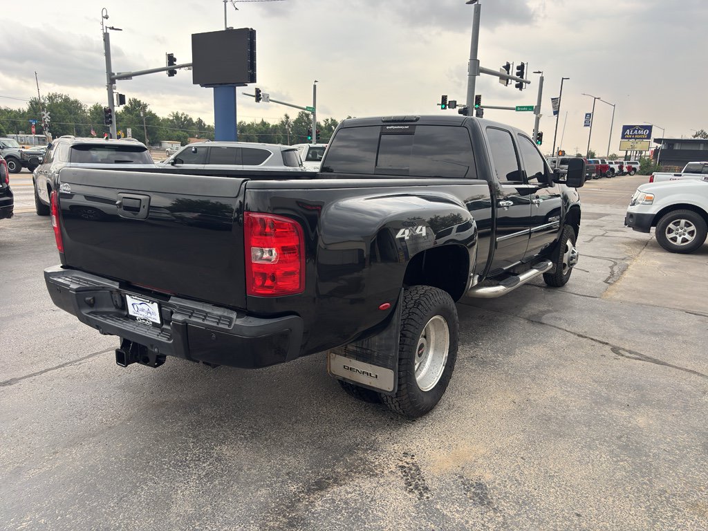 Used 2014 GMC Sierra 3500 Denali AWD/4WD image 28