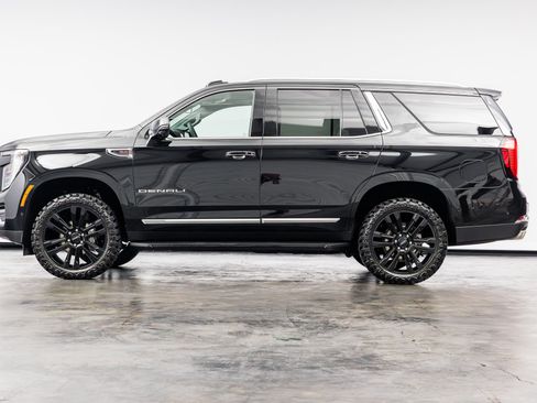 Used 2025 GMC Yukon Denali AWD/4WD image 9