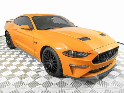 Used 2018 Ford Mustang GT Premium w/ GT Performance Package image 3