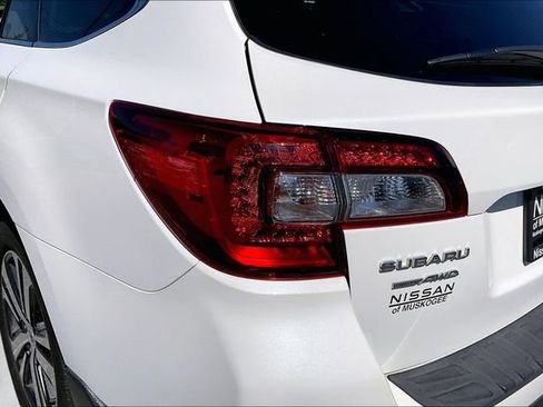 Used 2019 Subaru Outback 3.6R Limited AWD/4WD image 23