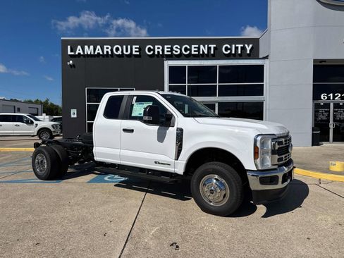 New 2026 Ford F350 XL w/ XL Chrome Package image 1
