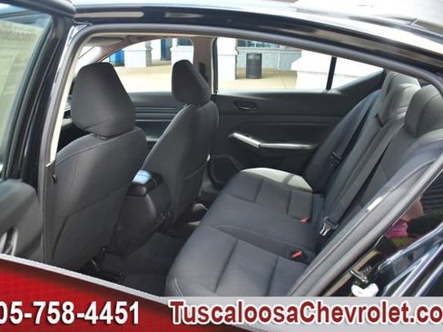 Used 2024 Nissan Altima 2.5 SV FWD image 20