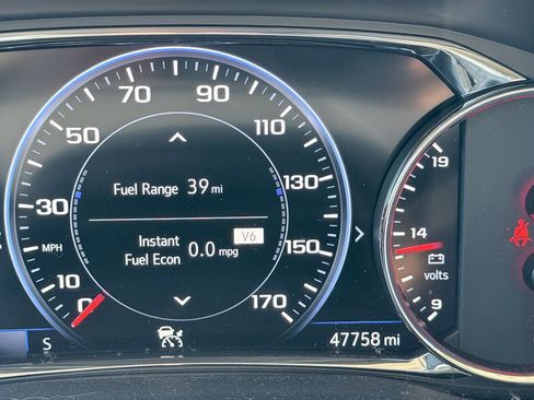 Used 2021 GMC Acadia Denali w/ Denali Technology Package image 11