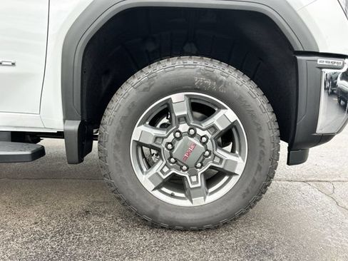 New 2026 GMC Sierra 2500 SLT w/ SLT Convenience Package AWD/4WD image 13