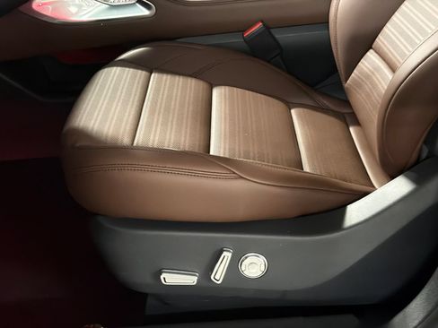 New 2026 Lincoln Nautilus Reserve AWD/4WD image 15