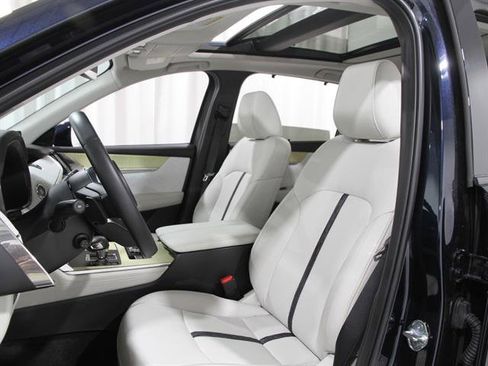 Certified 2025 MAZDA CX-90 3.3 Turbo S w/ Premium Plus image 5