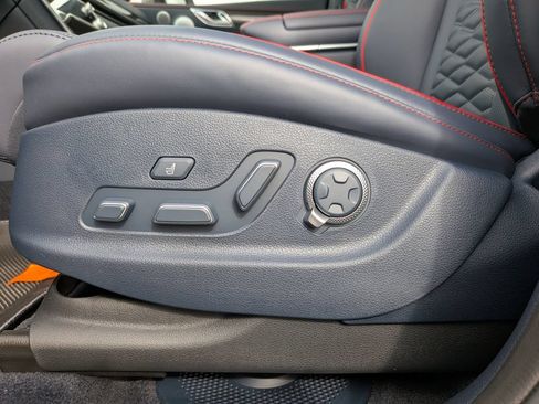 New 2026 Genesis GV80 3.5T e-SC AWD/4WD image 13
