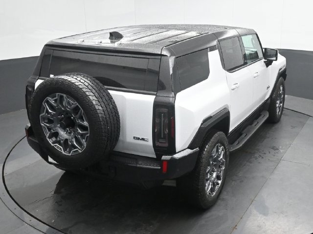 Used 2025 GMC Hummer EV 3X w/ LPO, Cargo Utility Package AWD/4WD image 28