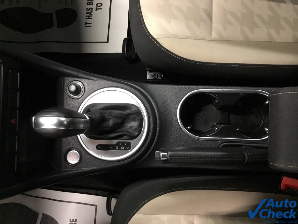 Used 2018 Volkswagen Beetle 2.0T Coast FWD image 49