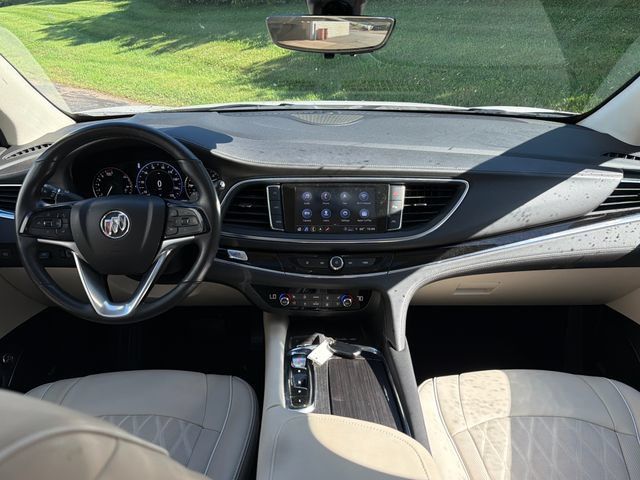 Used 2023 Buick Enclave Avenir w/ Avenir Technology Package AWD/4WD image 30