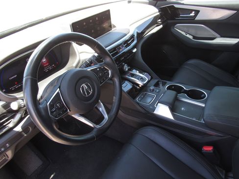 Certified 2023 Acura MDX SH-AWD image 17