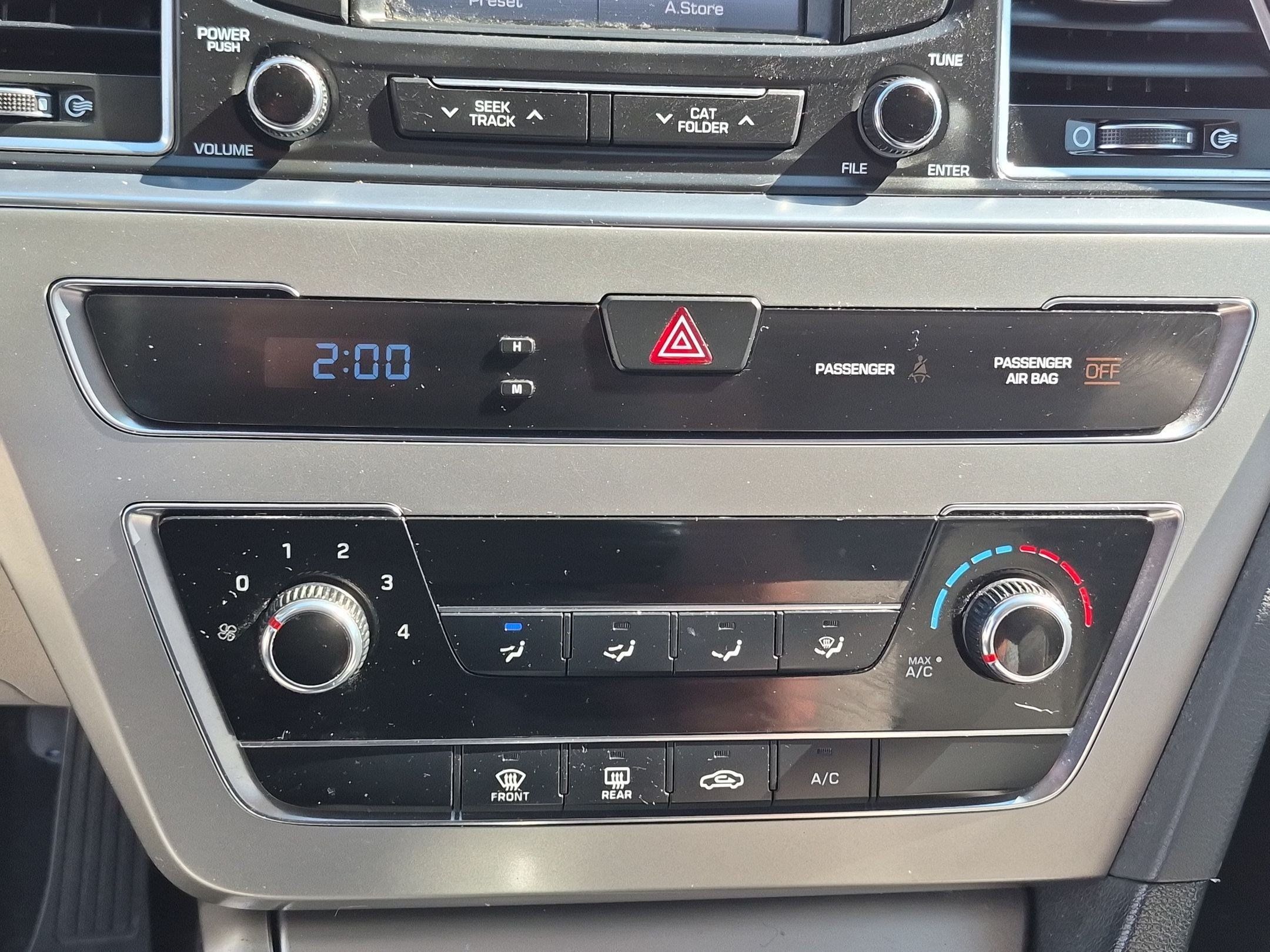 Used 2015 Hyundai Sonata SE w/ Option Group 09 FWD image 22