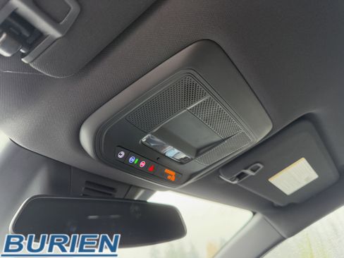 New 2026 Chevrolet Equinox EV LT image 20