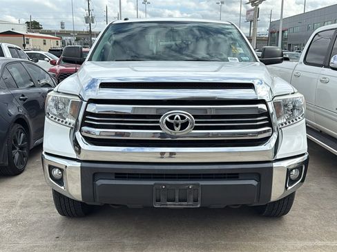 Used 2016 Toyota Tundra SR5 image 2