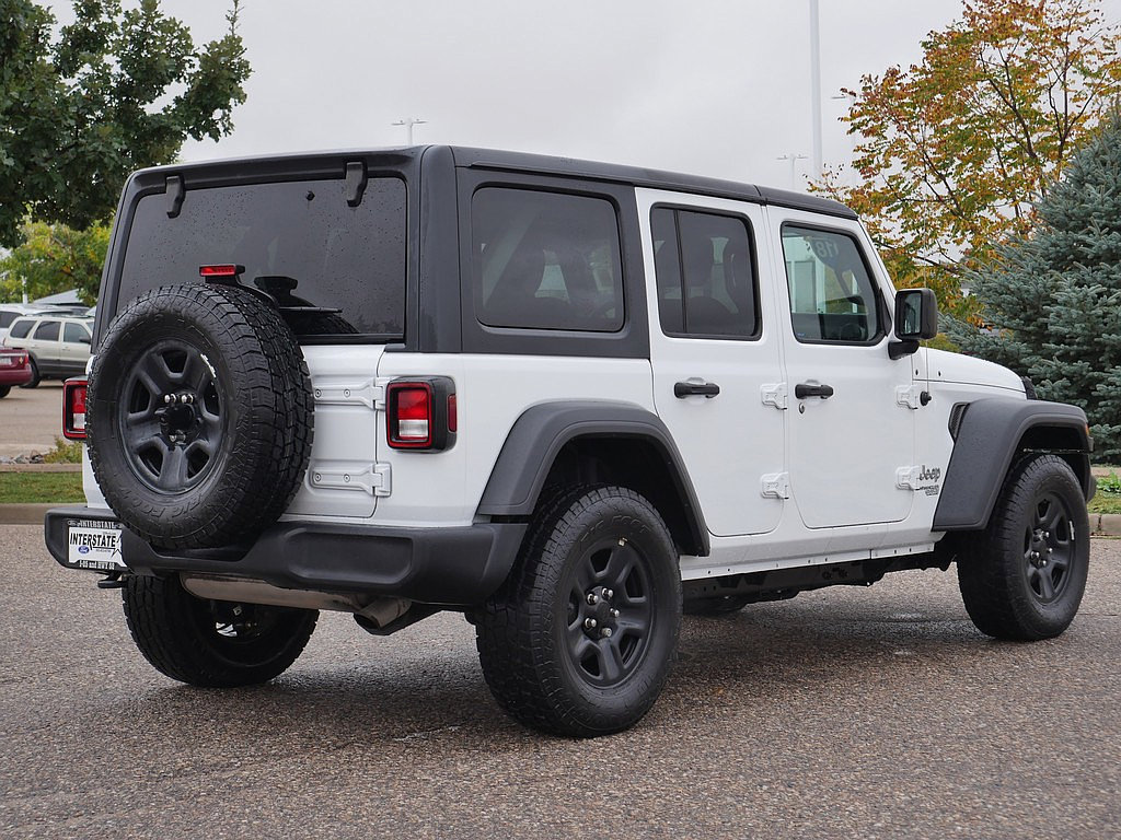 Used 2018 Jeep Wrangler Unlimited Sport AWD/4WD image 5