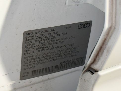 Certified 2026 Audi Q3 quattro 2.0T AWD/4WD image 27