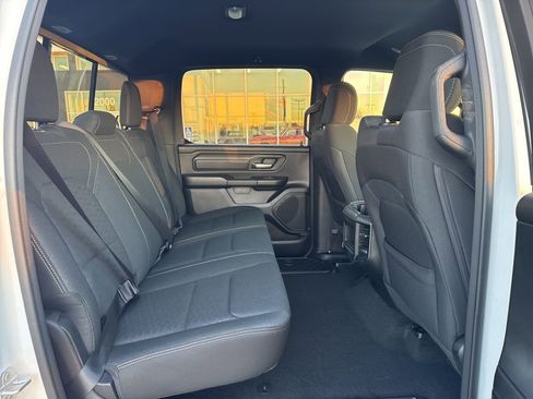 New 2026 RAM 1500 Express AWD/4WD image 28