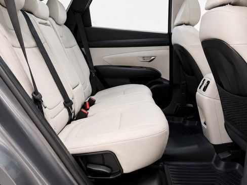 Used 2025 Hyundai Tucson Limited AWD/4WD image 20