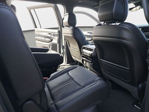 New 2026 Jeep Grand Wagoneer L Limited image 11