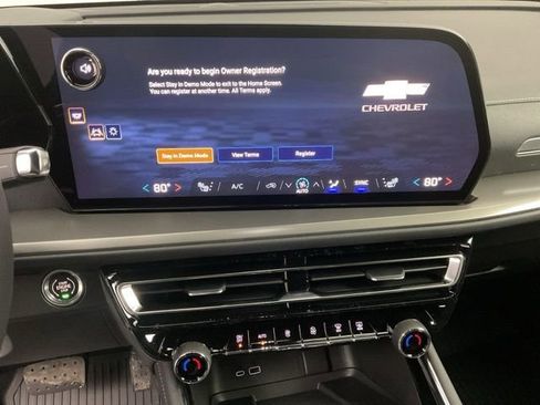 New 2026 Chevrolet Traverse LT w/ LPO, Floor Liner Package image 15