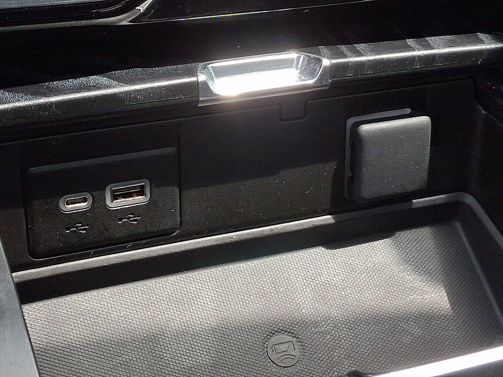 Used 2022 GMC Yukon XL Denali w/ Max Trailering Package AWD/4WD image 28