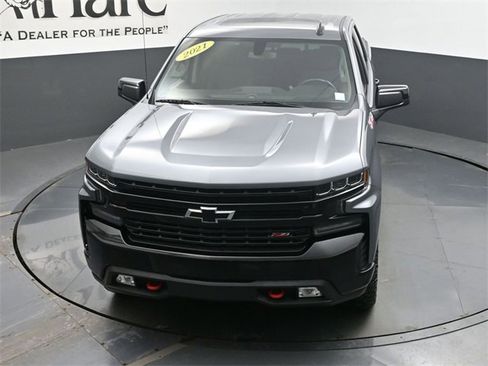 Used 2021 Chevrolet Silverado 1500 LT Trail Boss w/ Convenience Package II image 45