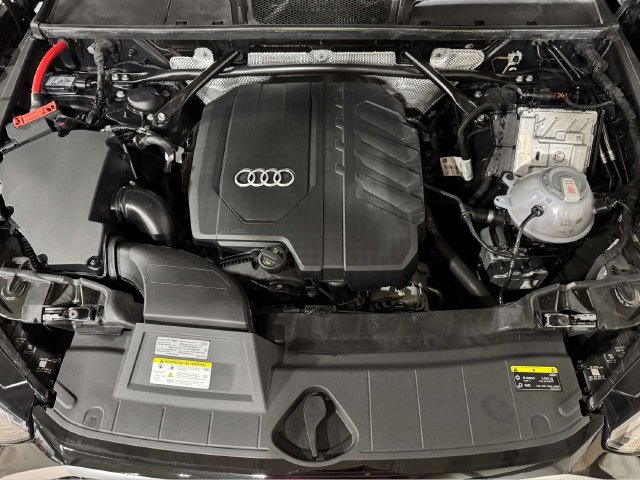 Used 2024 Audi Q5 2.0T Prestige AWD/4WD image 33