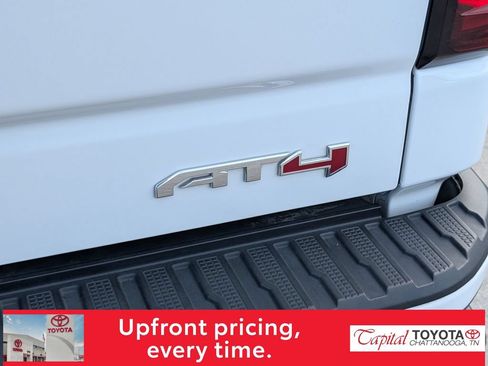 Used 2023 GMC Sierra 1500 AT4 w/ Technology Package AWD/4WD image 8