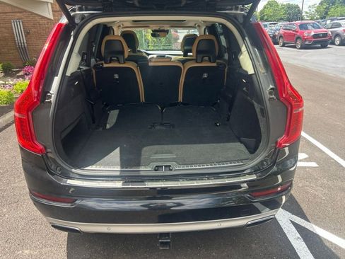 Used 2016 Volvo XC90 T6 Momentum w/ Momentum Plus Package AWD/4WD image 9
