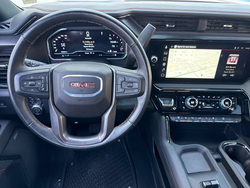 Used 2025 GMC Sierra 2500 AT4 w/ Technology Package AWD/4WD image 15