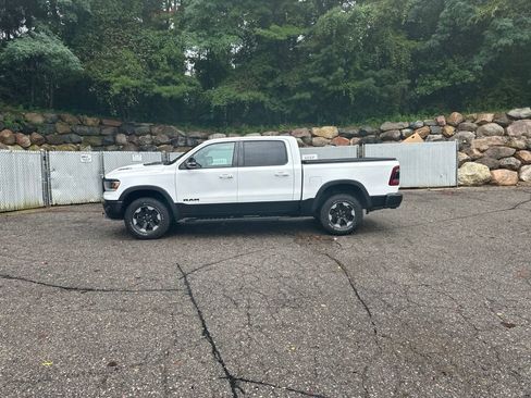 Used 2019 RAM 1500 Rebel w/ Rebel Level 2 Equipment Group AWD/4WD image 2