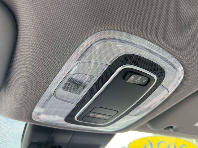 Certified 2025 Hyundai Elantra Sport FWD image 29