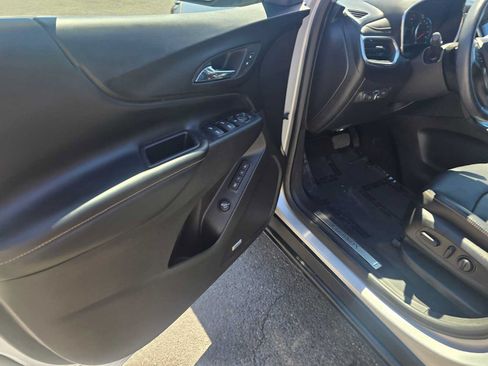 Used 2018 Chevrolet Equinox Premier AWD/4WD image 22