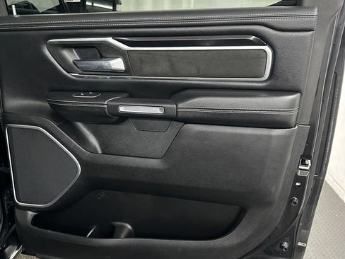 Used 2022 RAM 1500 Laramie AWD/4WD image 35