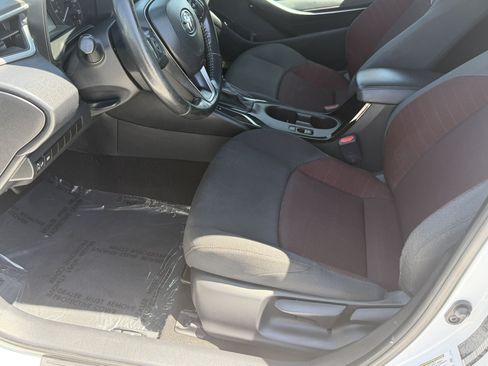 Used 2023 Toyota Corolla SE FWD image 11