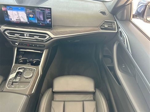 Used 2024 BMW 430i Convertible image 45