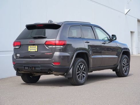 Used 2020 Jeep Grand Cherokee Trailhawk AWD/4WD image 3