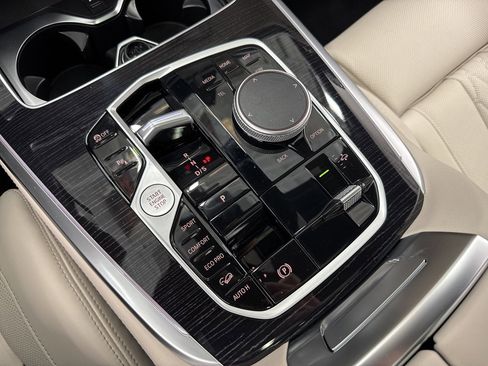 New 2026 BMW X7 xDrive40i w/ M Sport Package image 33