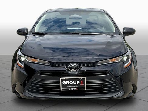 Used 2023 Toyota Corolla LE image 4