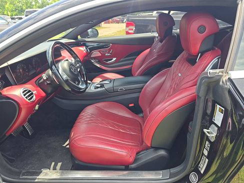 Used 2018 Mercedes-Benz S 560 4MATIC Coupe image 4