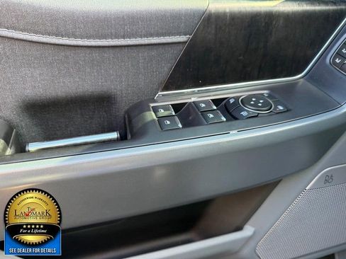 Used 2022 Ford F150 Lariat w/ Equipment Group 501A Mid image 8