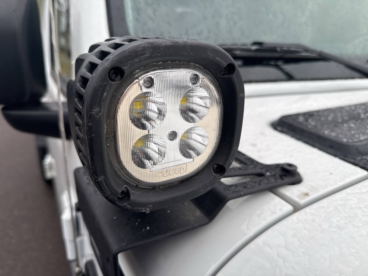Used 2023 Jeep Gladiator Rubicon w/ Cold Weather Group AWD/4WD image 13