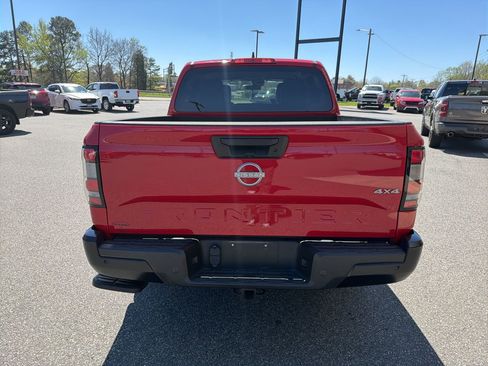 Used 2022 Nissan Frontier S w/ Technology Package image 7