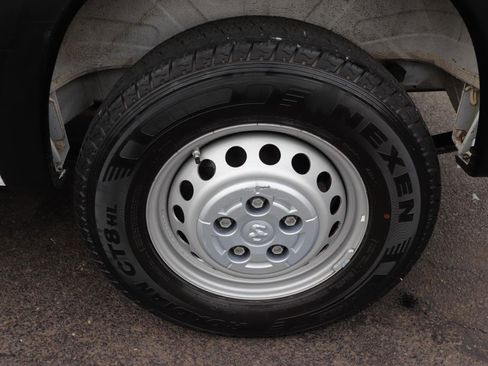 Used 2025 RAM ProMaster 2500 w/ Convenience Group image 47